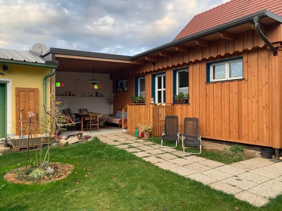 Ferienhaus Mit Garten In Thermennaehe Strebersdorf Esterno foto